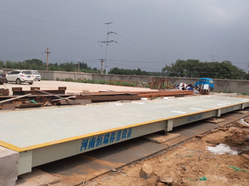 鄭州鴻泰眾鑫環?？萍?x16m SCS-100噸地磅